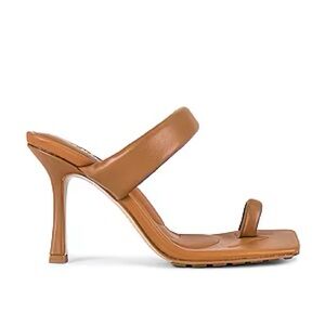 Alias‎ Mae Leighton Heel